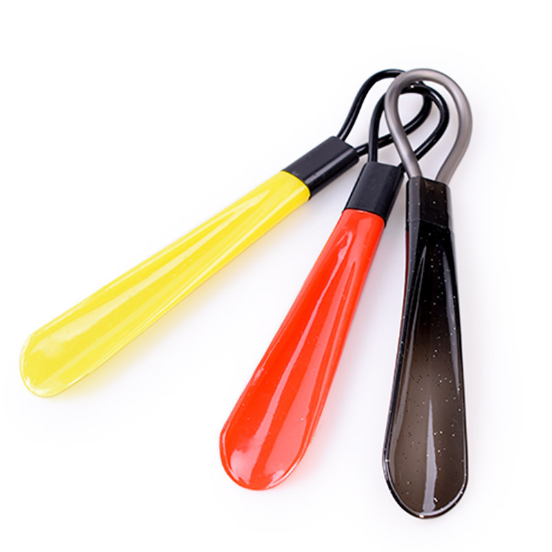 Long-Handled Shoehorn for Home Use, Colorful Long-Handled Eco-Friendly Plastic Shoehorn with Handle, Shoe Lifter, Shoe Wearing Tool, Multi-Color Shoe Puller