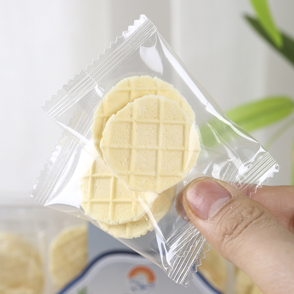 Xinjiang Raw Milk High Calcium Cheese Baked Milk Biscuits 110G/Box Sucrose-Free High Protein Baked Fresh Milk Crispy Biscuits