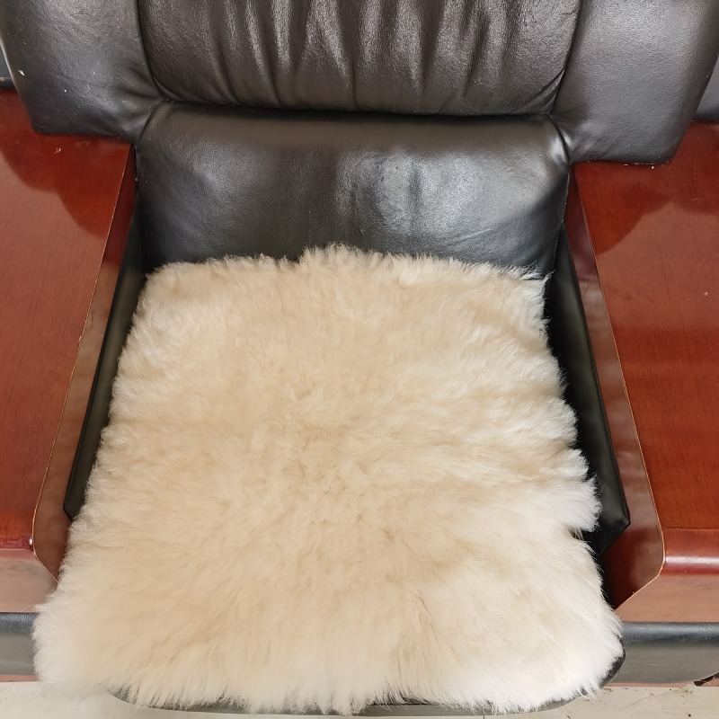 Factory Wholesale Wool Cushions, Fur Sofa Cushions, Lambswool Household Car Cushions, Chair Cushions, Cattails, Warm Dry Cleaning Whole Leather