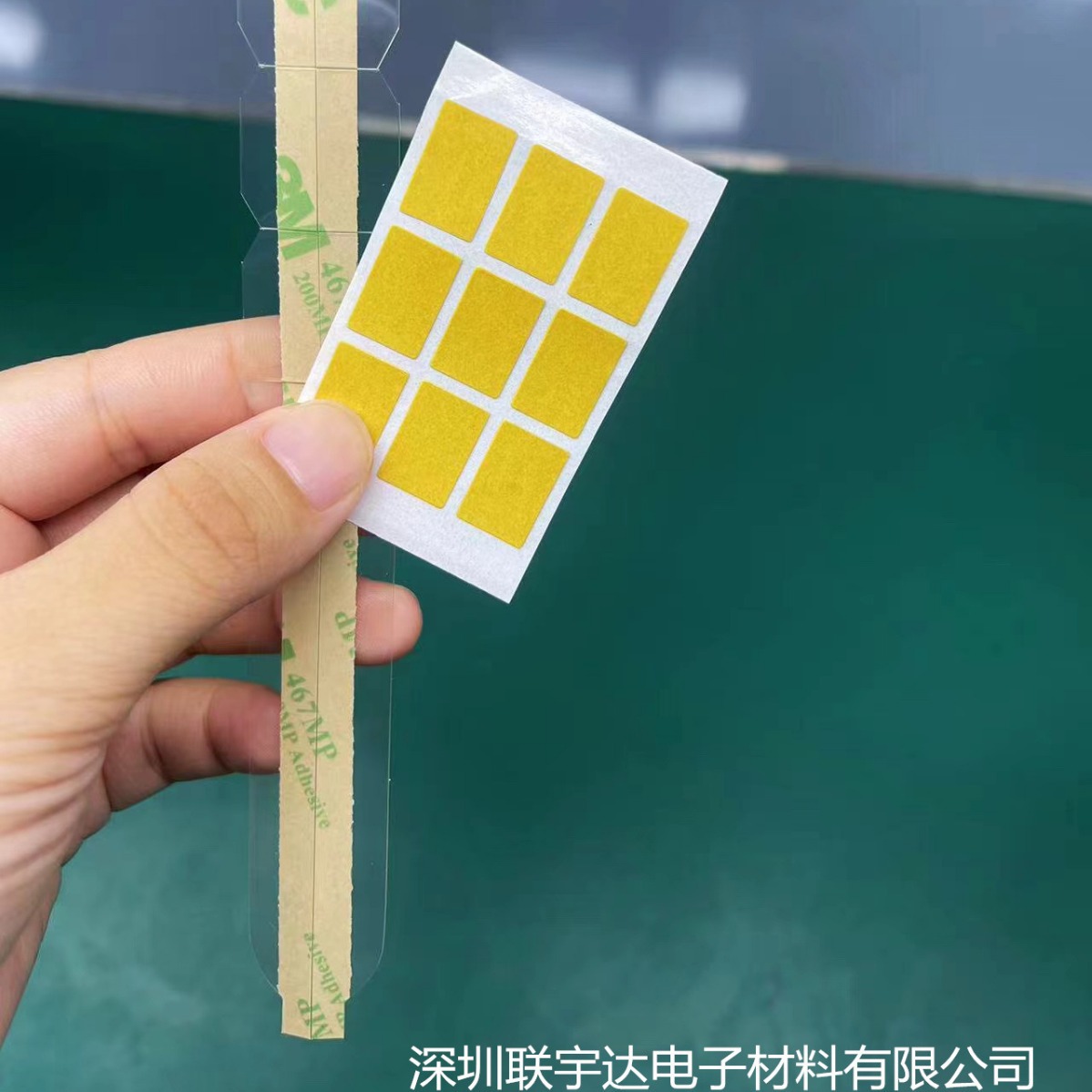 Computer Privacy Film Accessories with Buckle, Double-Sided Adhesive for Screen Installation, No Removal Required for Laptop Privacy Protection