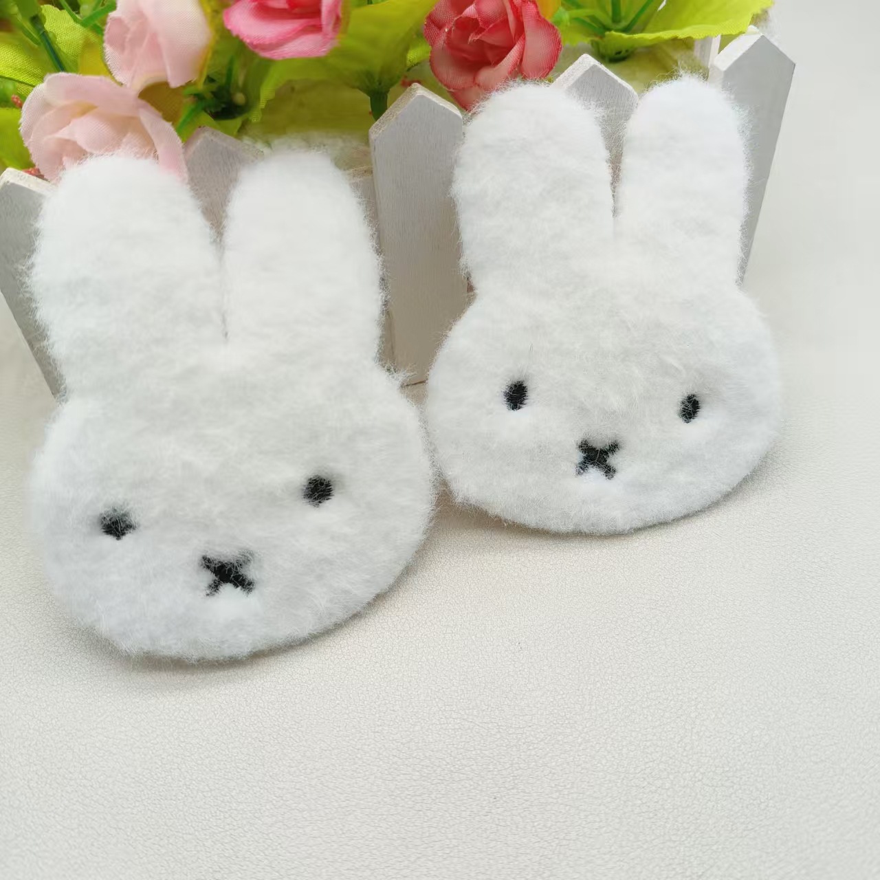 Sweet Kitty Bangs Stickers, Cute Girl Marshmallow Cat Hair Stickers, Velcro Stickers, Traceless Hair Accessories, Finishing Artifact