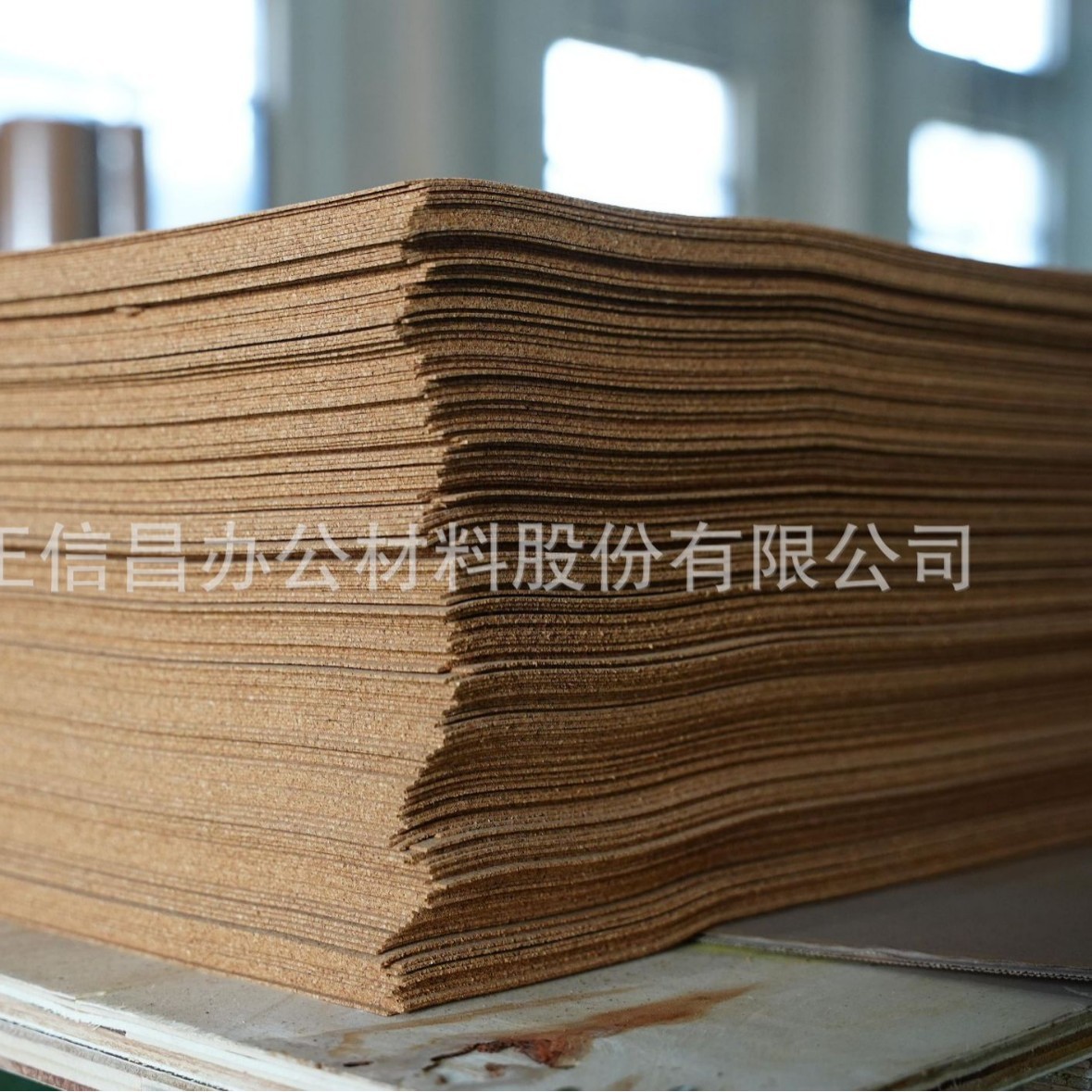 Cork Manufacturers Can Customize 1-2mm Cork Boards, Cork Floor Mats, Sheets, Zhengxinchang Source Factory Wholesale Cork