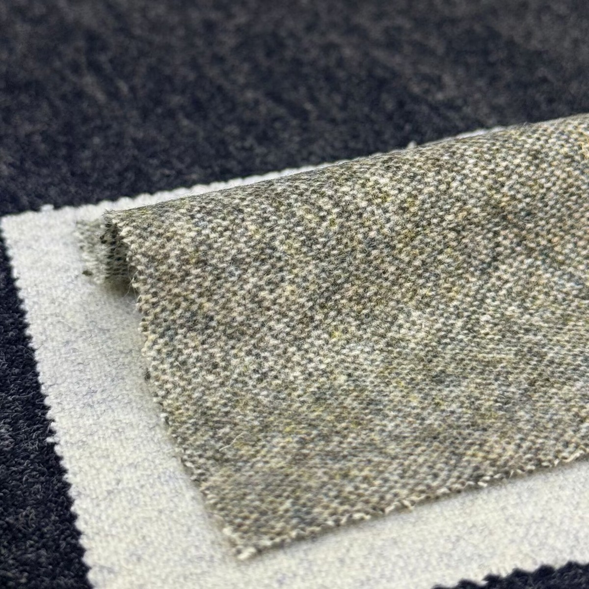 The Feeling of Softness Is Full! for Autumn and Winter Cardigans, Choose This Wool Cloud Soft Double Velvet Width: 150cm 310g