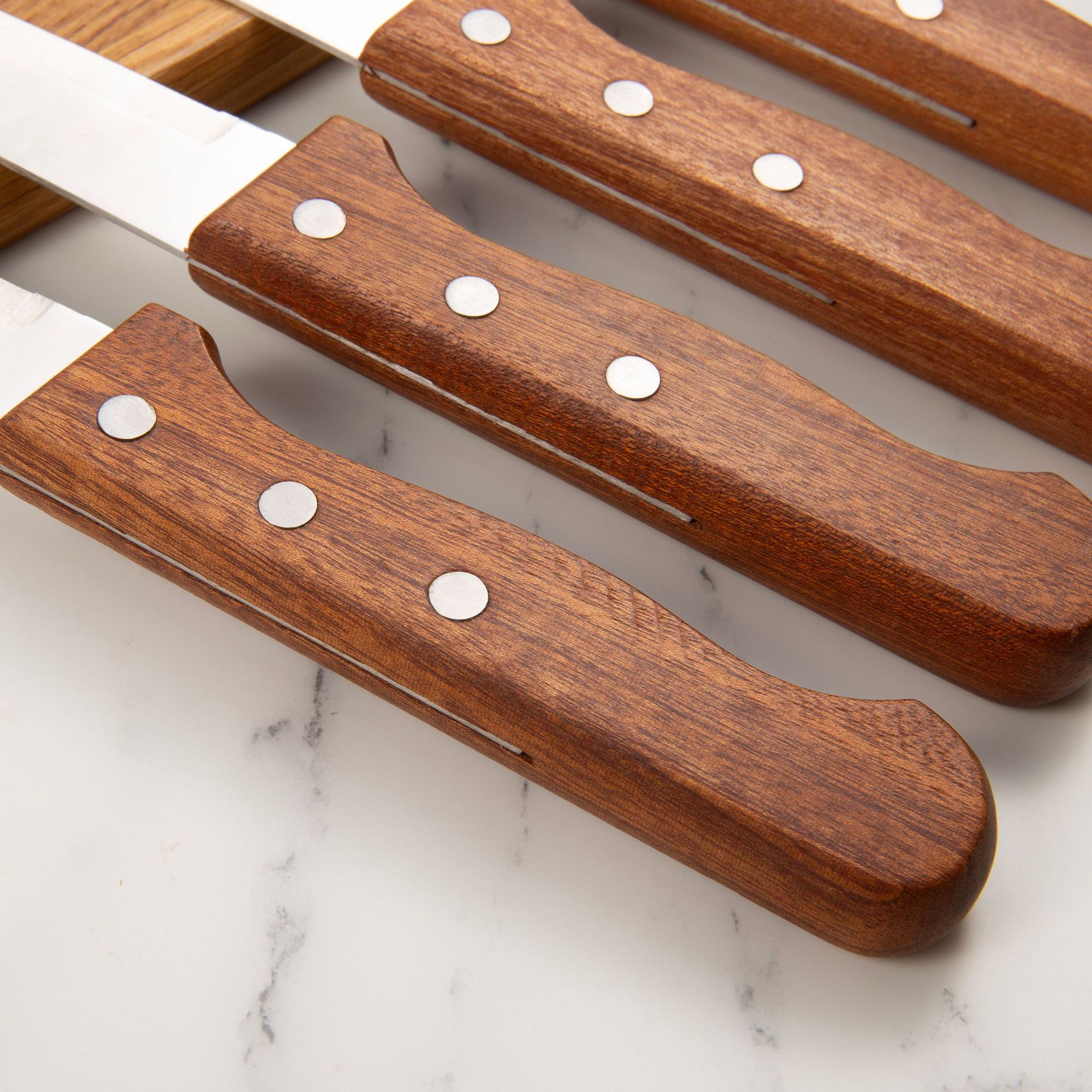Cross-Border Spot Wholesale Rosewood Handle Western-Style Knife Barbecue Meat Cleaver Stainless Steel High Hardness 4-Piece Steak Knife Set