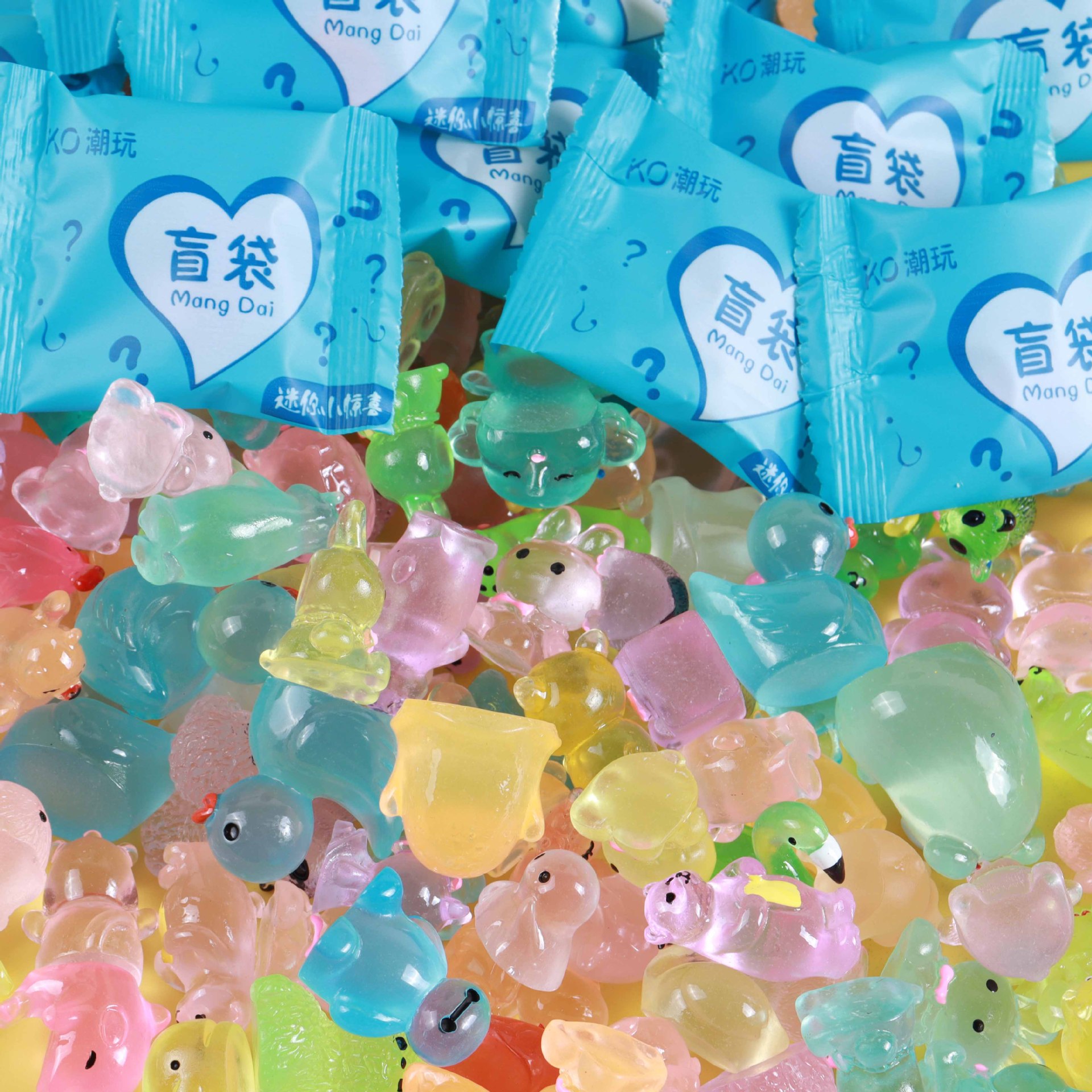 Миниатюрная игрушка в слепой упаковке Мини-симуляция модели кролика и котенка Детская игрушка Слепая коробка Подарок