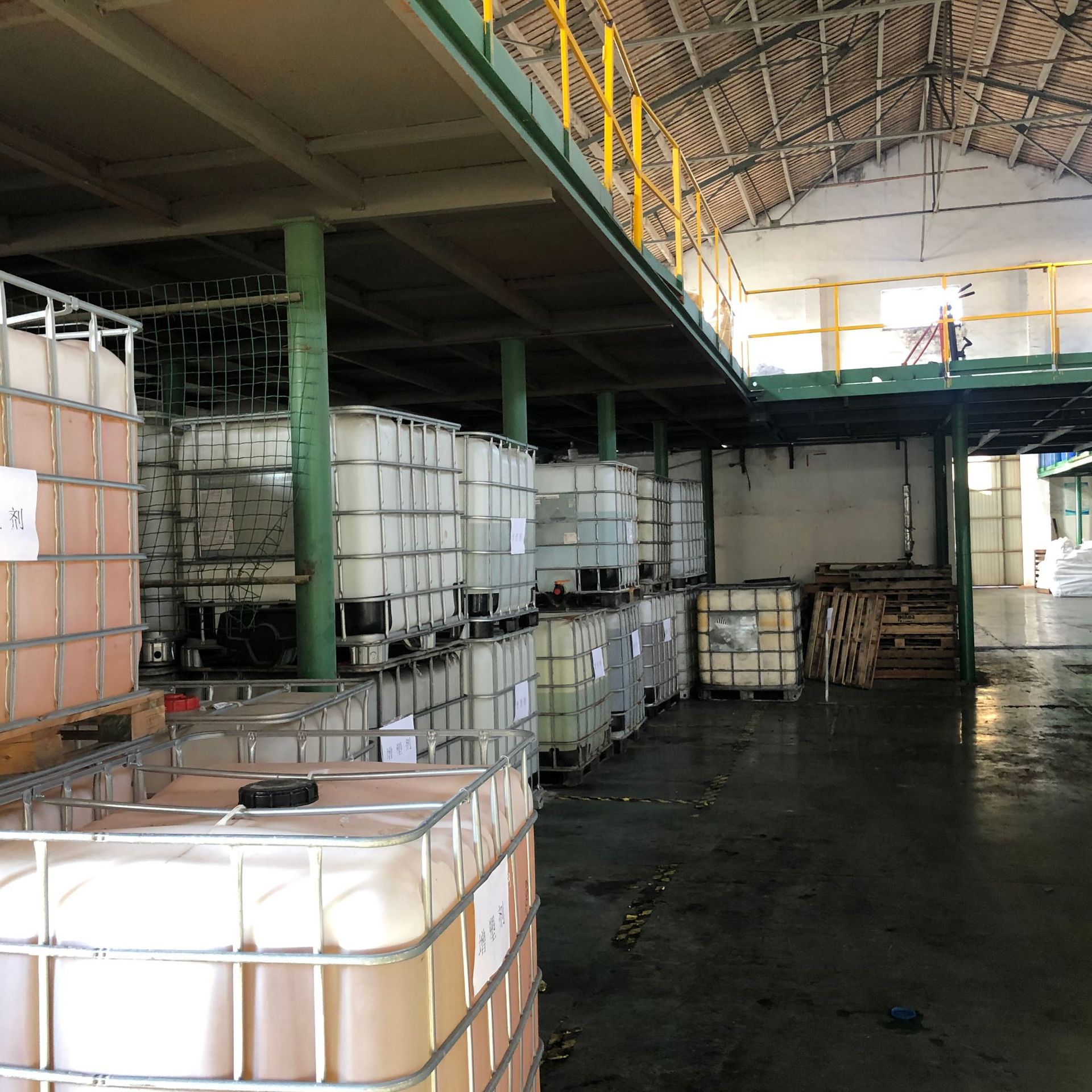 Environmental Protection Carrier Polyester Wool Low Temperature Dyeing Guide Agent Leveling Printing and Dyeing Auxiliary Factory Outlet