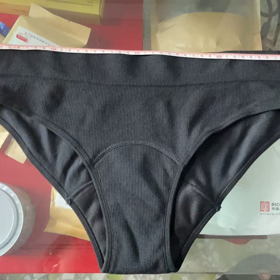 Foreign order stock tail goods miscellaneous black cotton/polyester mixed ladies physiological period briefs
