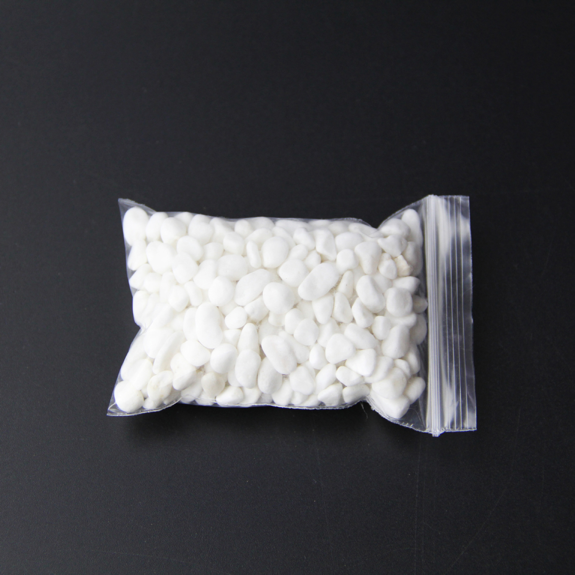 Moss Micro Landscape Landscaping White River Stone Snow White Stone Aquarium Decorative Ornaments 80g Landscaping Small Stone