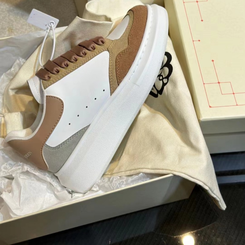 High version McQueen leather White shoes men's height increasing platform all-Match platform shoes women's 24 casual sports couple Board Shoes