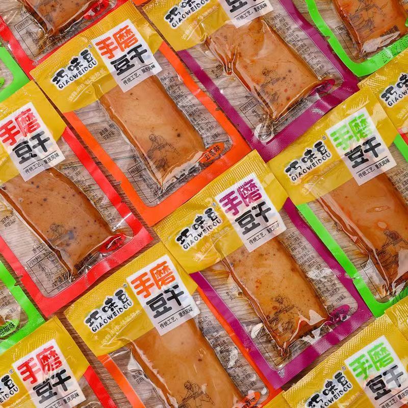 Spicy Dried Bean Curd Snacks Wholesale Hand Grinding Dried Bean Curd Small Package Spicy Snacks Bulk Leisure Snacks Gift Pack