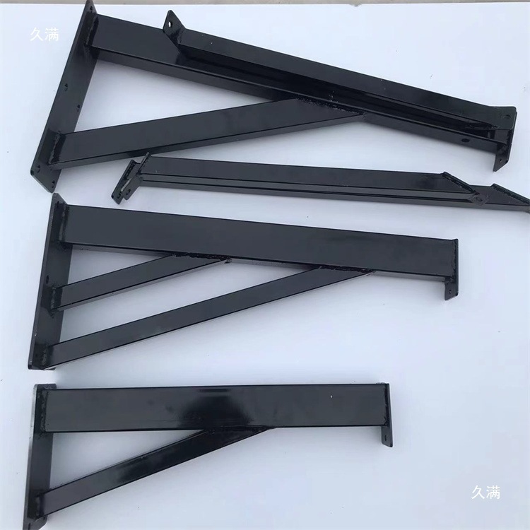 Indoor Home Fitness Wall-Mounted Heavy-Duty Thickened Load-Bearing Sandbag Rack for Taekwondo and Sanda Sandbag Hanger Bracket