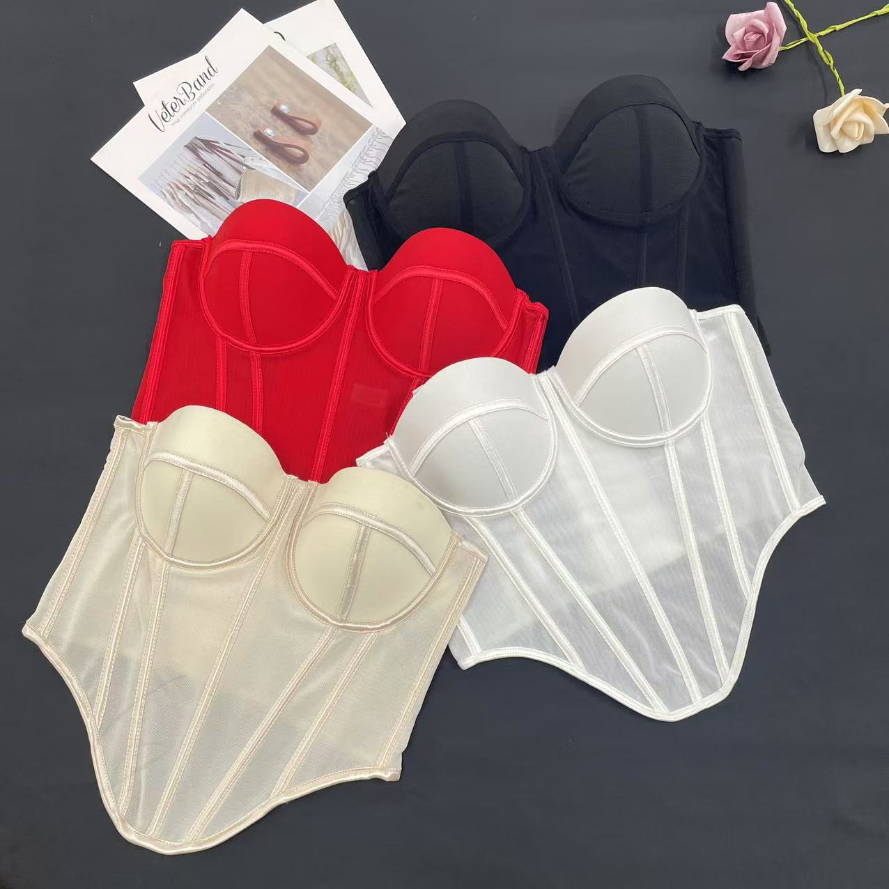 Французский стиль, нерегулярный бюстгальтер с бретелями, кружевная верхняя одежда, бюстгальтер с рыбьим позвоночником и съемными вкладышами, можно носить снаружи