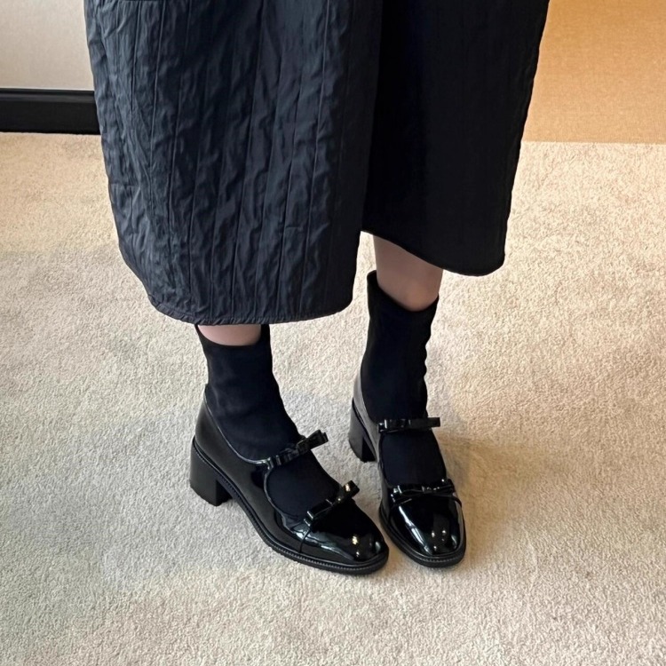 Sheepskin Version ~ Small Fragrant Bow Elastic Slim Boots 2025 Versatile Niche Fashion Back Zipper Thick Heel Short Boots