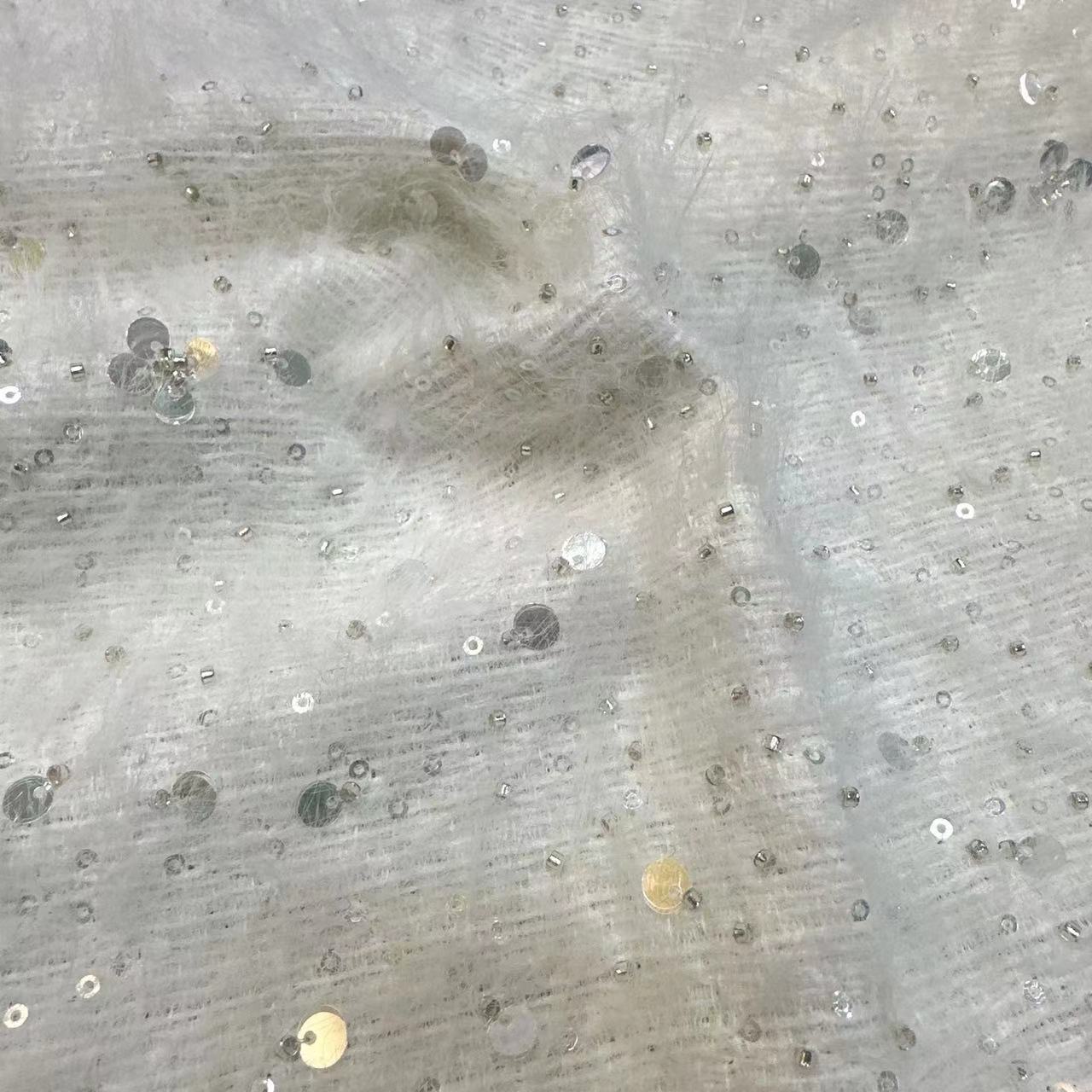 Manufacturer Supplies Small Fragrant Style Fabrics, Woolen Woolen Fabrics, Gold Silk Bead Embroidery Jackets, Autumn and Winter Dress Fabrics