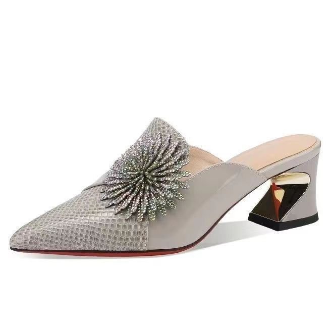 Cross-border Spring and Autumn New Slip-on Design Casual Pointed Flower Fashion Exquisite Daily Professional All-match Shoes