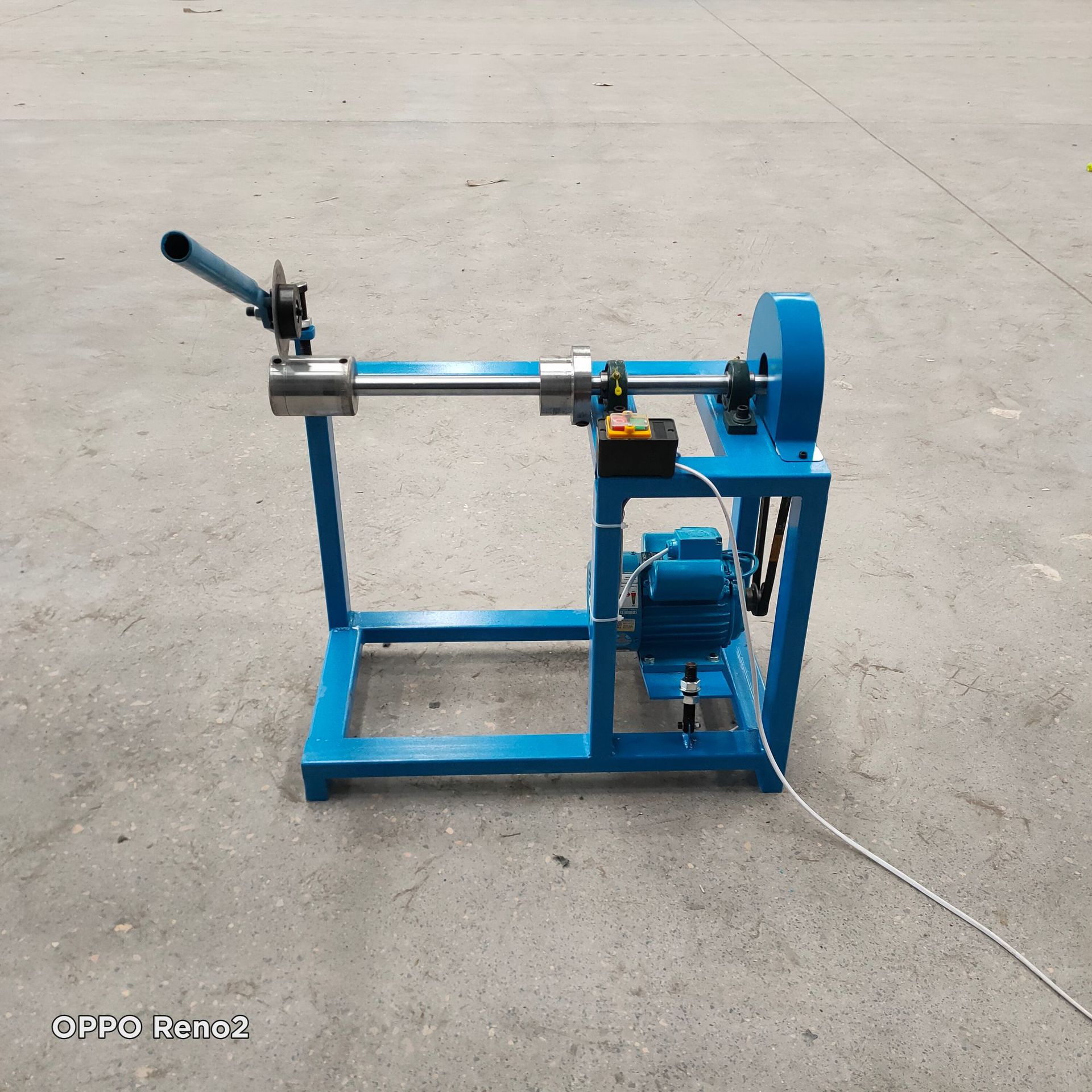 The Manufacturer Produces and Directly Sells the 350 Type Simple Short-Axis Paper Tube Cutting Machine with Favorable Price, Quality Assurance and Worry-Free After-Sales Service