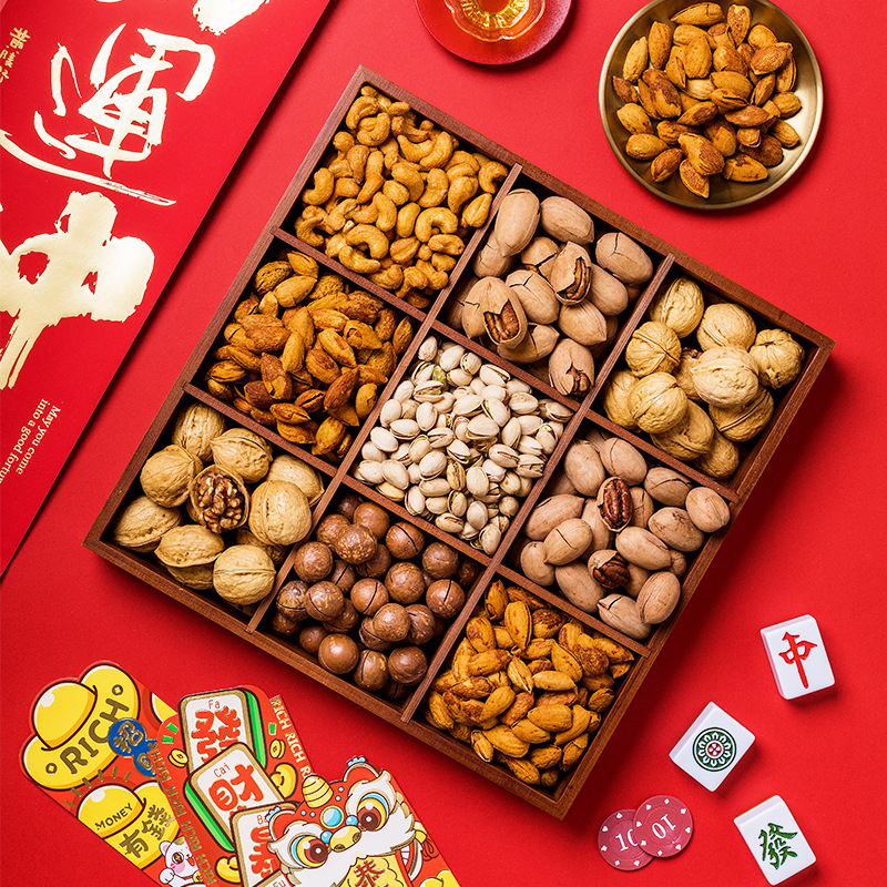 Nut Gift Box Wholesale New Year's Mixed Nuts Combination Roasted Seeds and Nuts Dried Fruits Pistachios Macadamia Nuts Snack Gift Pack