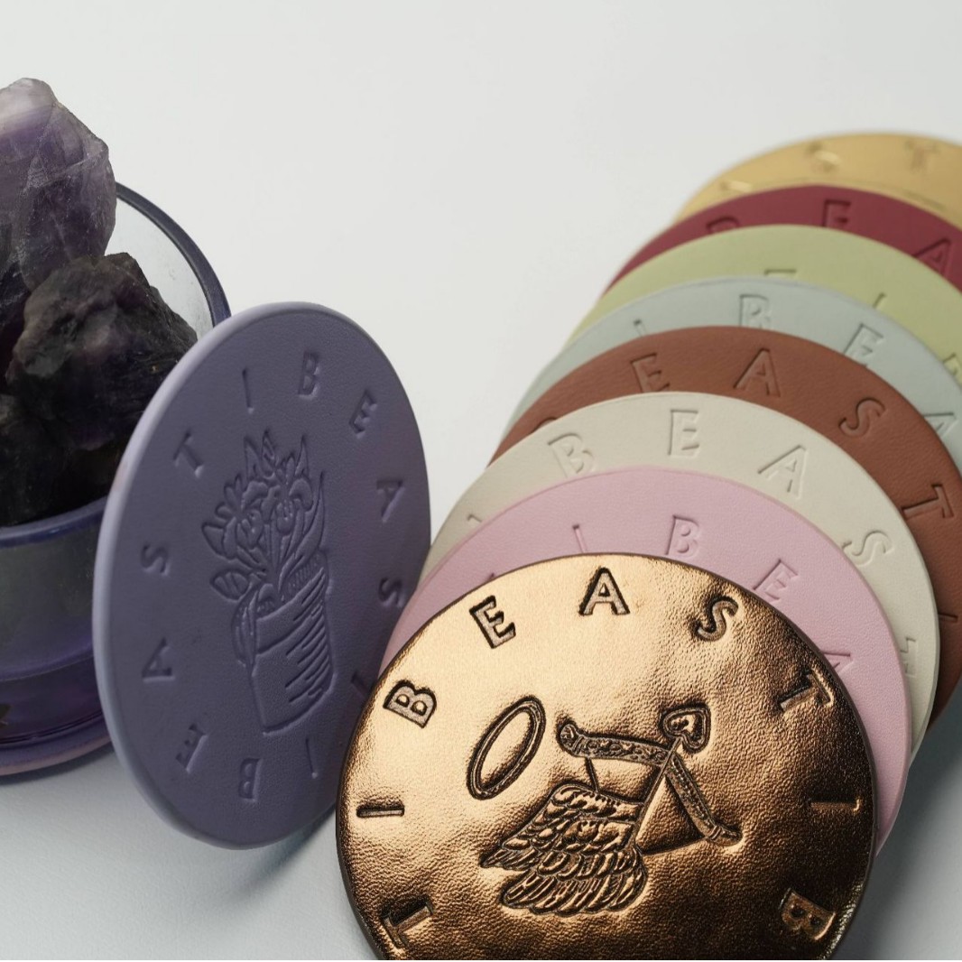 Factory direct Nordic style round PU coaster leather heat insulation placemat square coffee coaster production