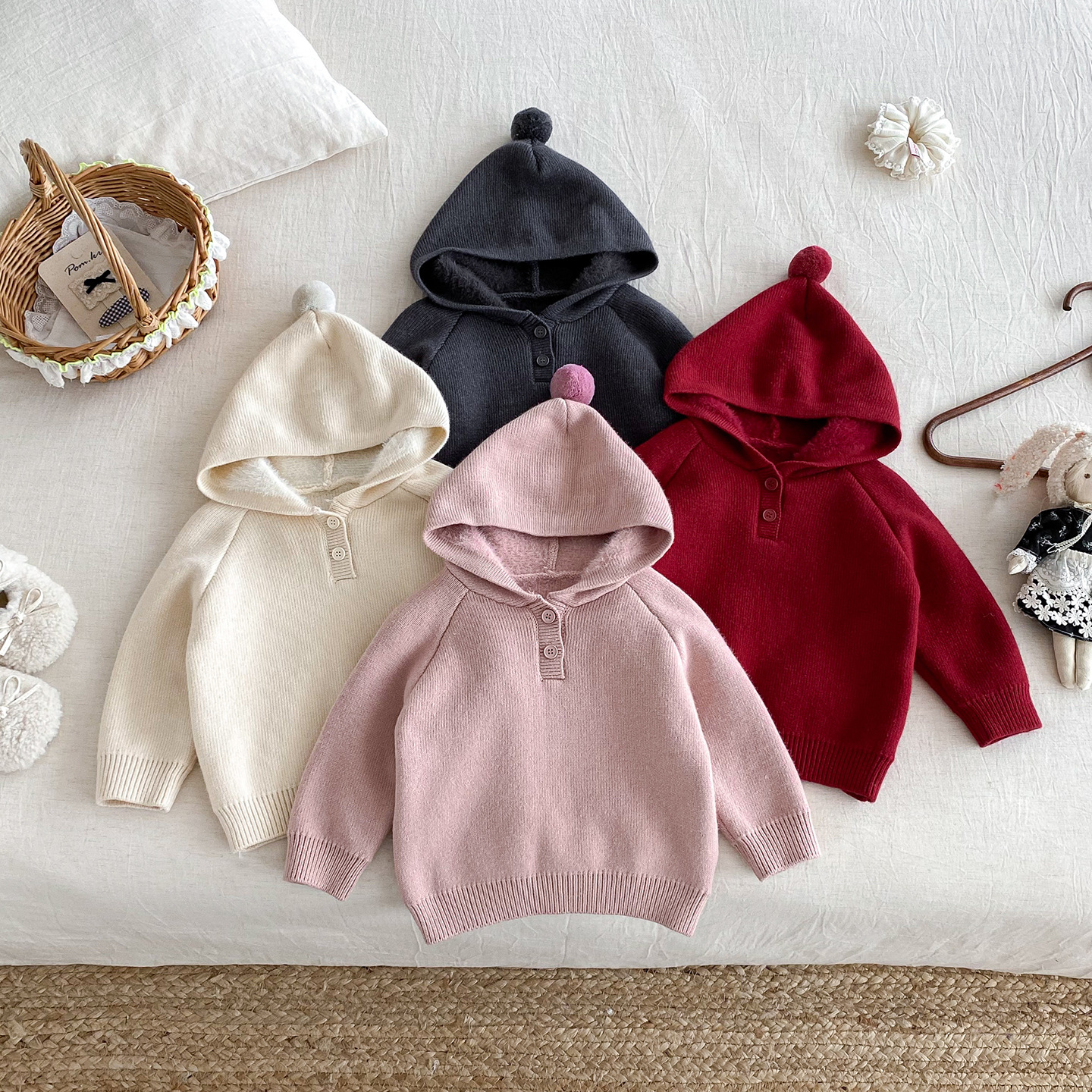Dianxi's New Winter Collection: Fleece-Lined and Thickened Hooded Sweater for Infants and Toddlers, Stylish and Versatile Solid Color Knitwear for Baby Girls