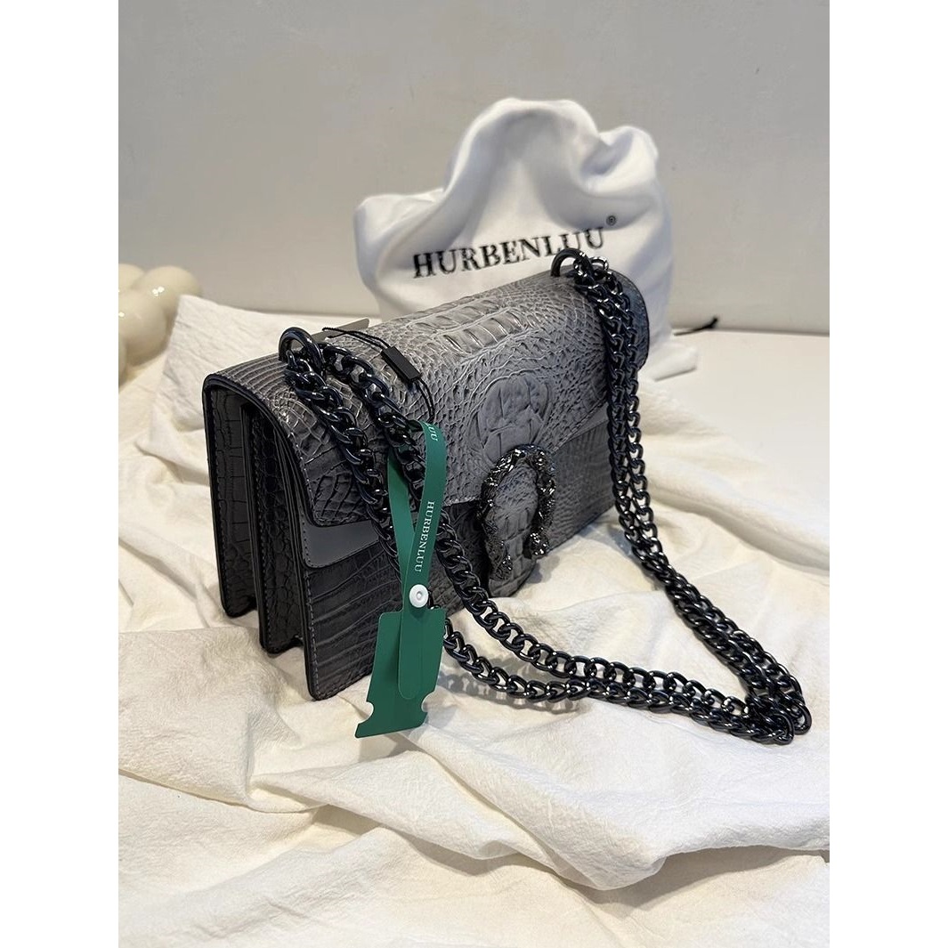 Сумка подмышка с высоким дизайном, легкая роскошь, нишевая цепочная кроссбоди, новая сумка, маленькая квадратная сумка, черная