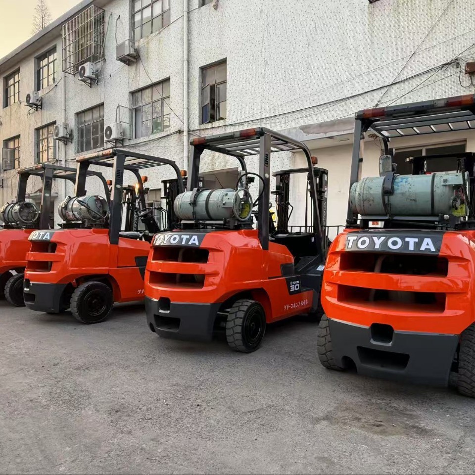 Toyota Toyota3 Tons Used Forklift Fdzn30 Used Forklift Spot Transfer Low-Cost Supply