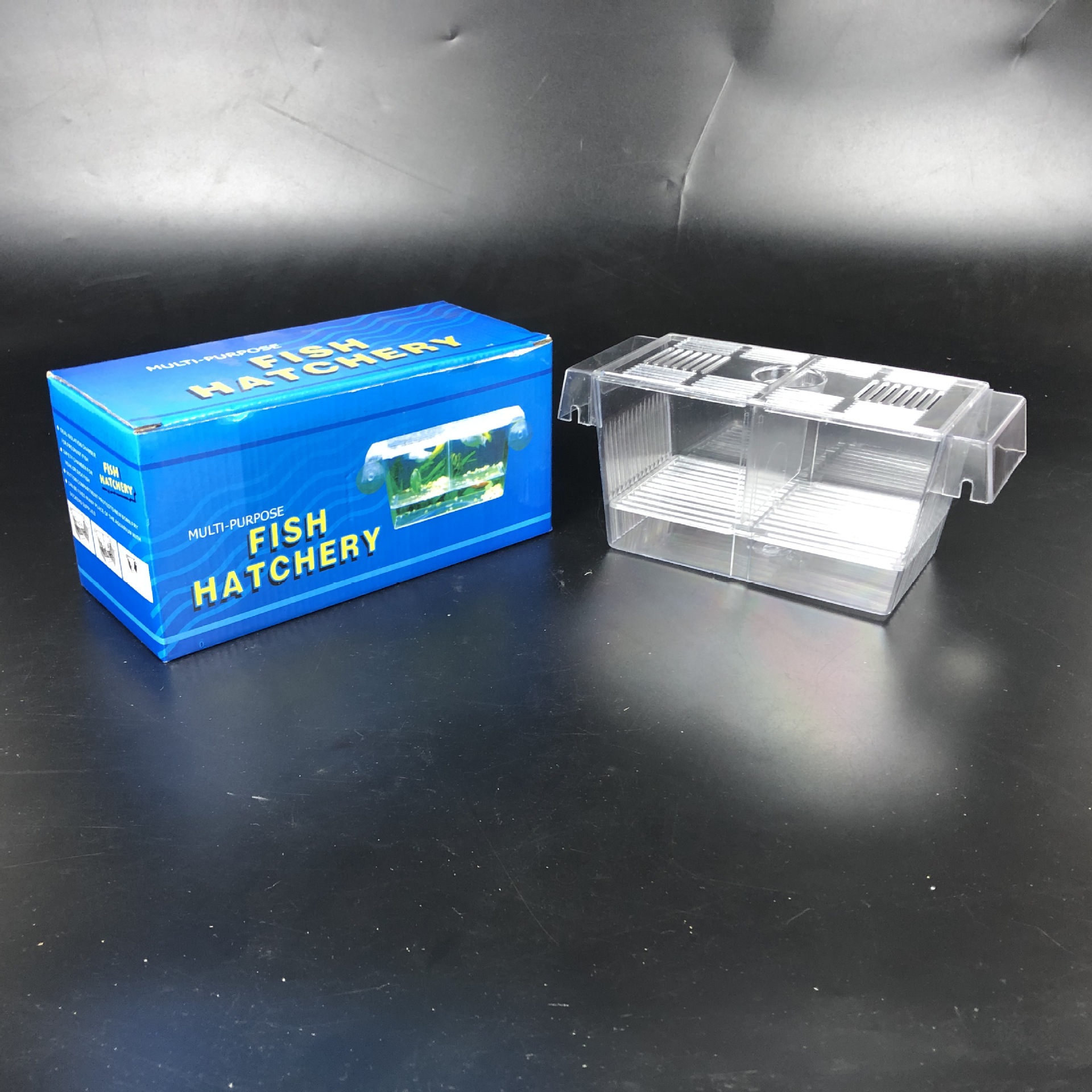 Juvenile fish hatching box Guppy breeding device juvenile fish isolation box double-layer self-floating fry box bucket fish box breeding box