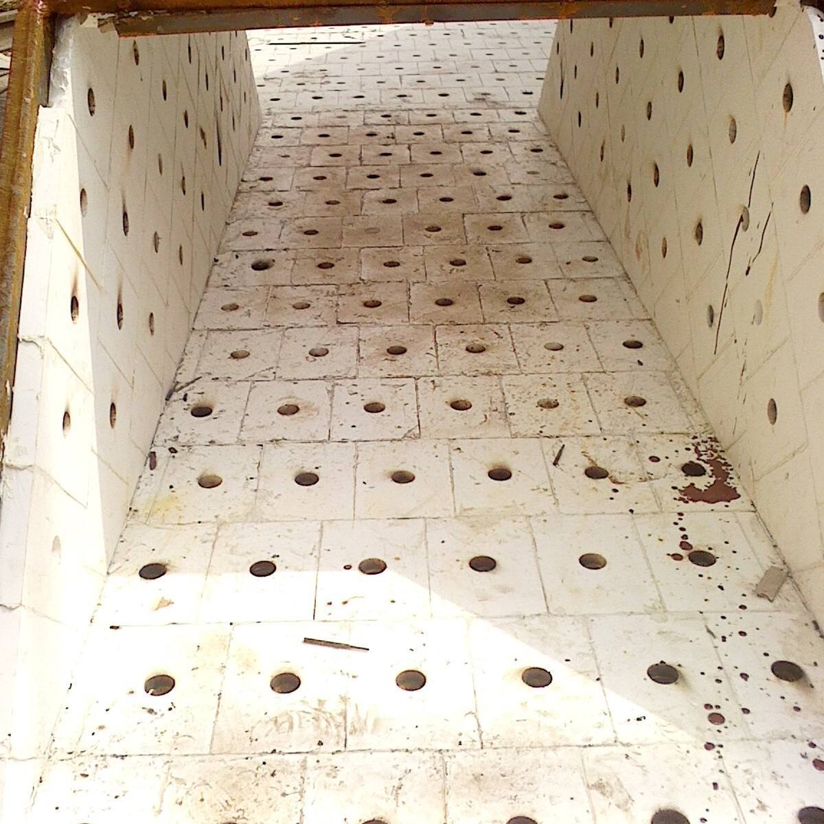 Three-in-one alumina ceramic liner wear-resistant rubber two-in-one composite ceramic liner with holes and holes