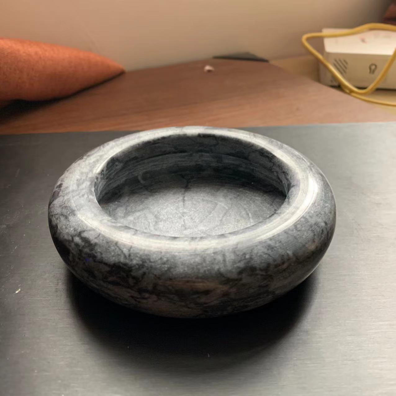 Natural Wave Grey Jade Ashtray with Lid Evening Red Round Lid Cigarette Cup Decoration Company Meeting High-end Gift