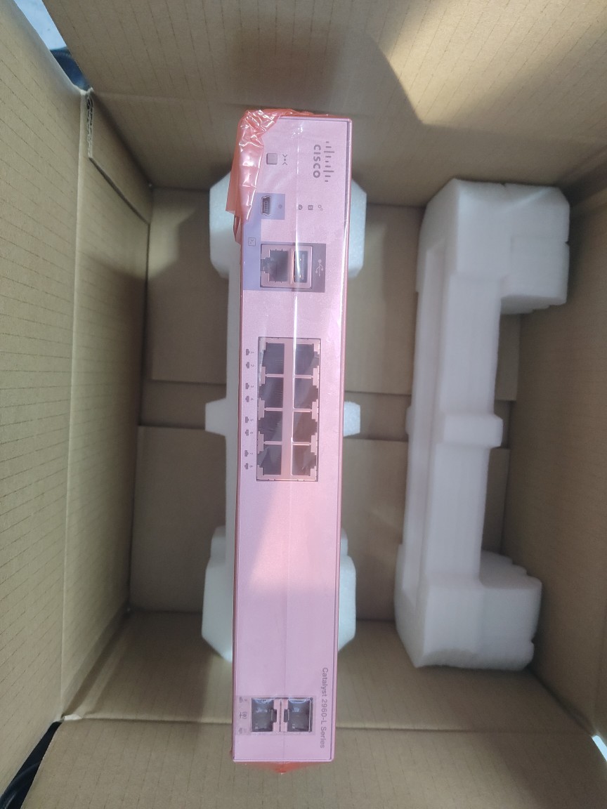 Cisco Ws-C2960L-8Ts-Ll 8-Port Ethernet Gigabit Switch Original Genuine Bargaining