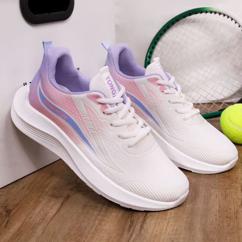 2025 New Spring and Autumn New Ultra Light Running Shoes sneaker Breathable Shock Absorption Soft Sole Student Light Running Women's Shoes