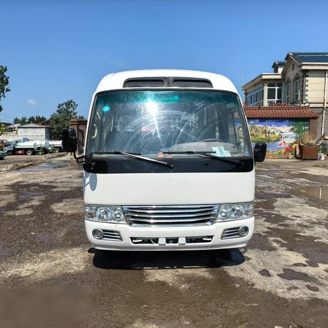 Cross-Border Boutique Second-Hand Toyota Hiace Minibus Coaster Business Reception Vehicle 19-Seat 23-Seat Minibus Passenger Vehicle
