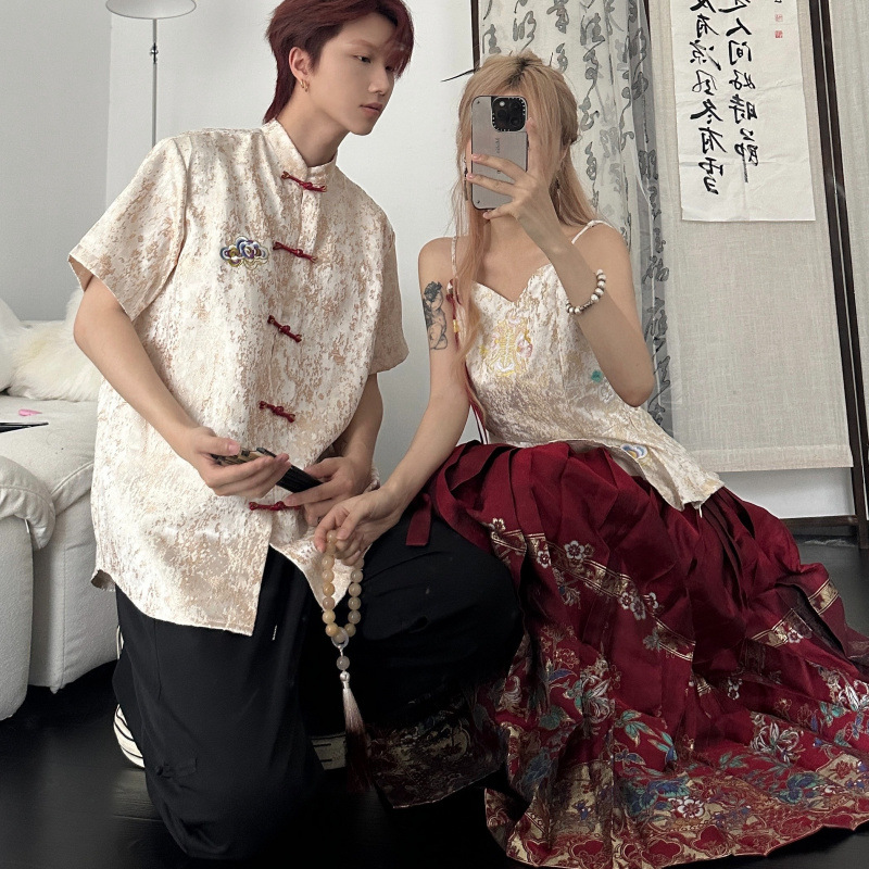 2025 Summer New National Style Couple Short-Sleeved Class Uniform Horse Face Skirt Suit for Men and Women