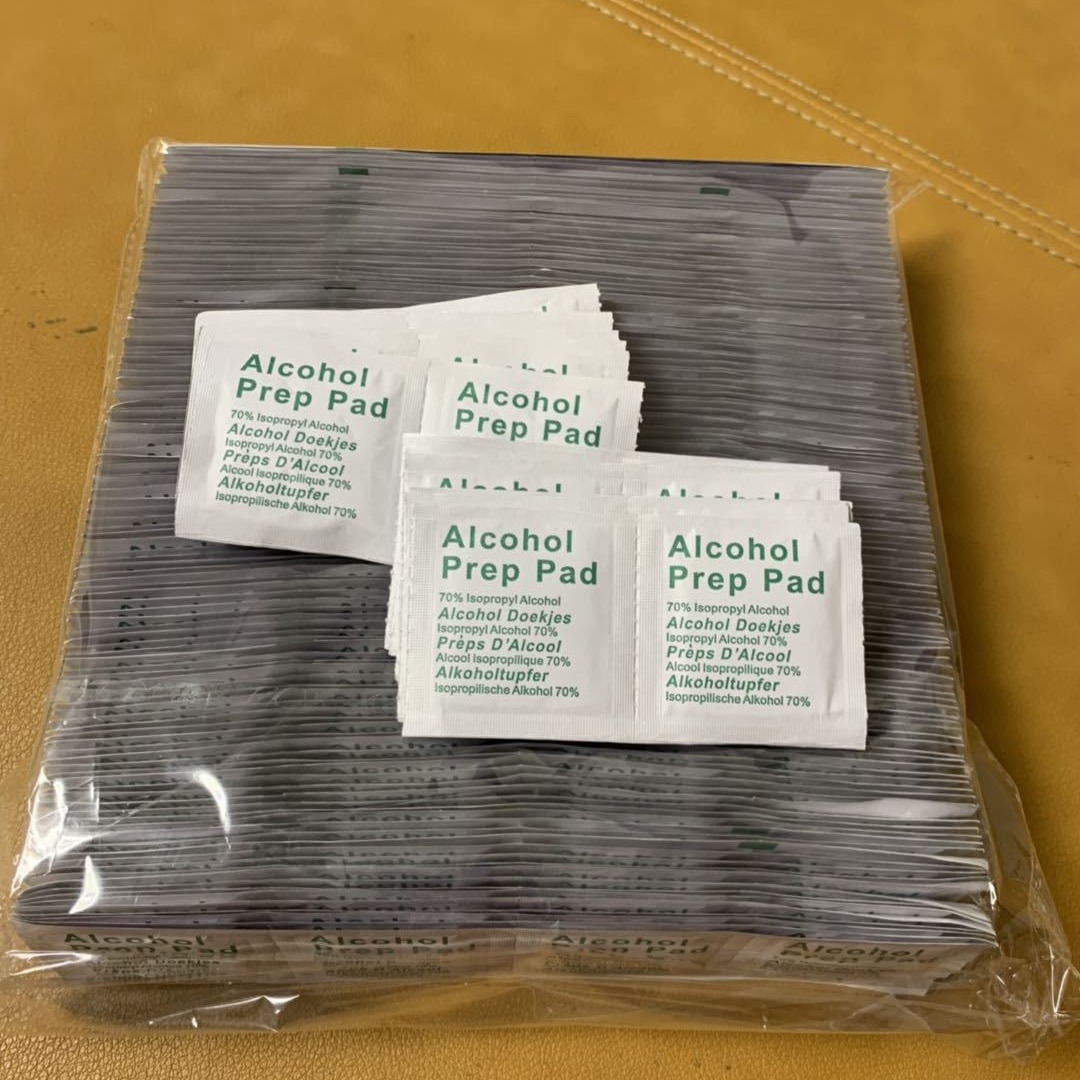 Cleaning Wipes Manufacturer Bulk Wholesale Alcohol Package for Electronic Products Disinfection Disposable Alcohol Cotton Pads