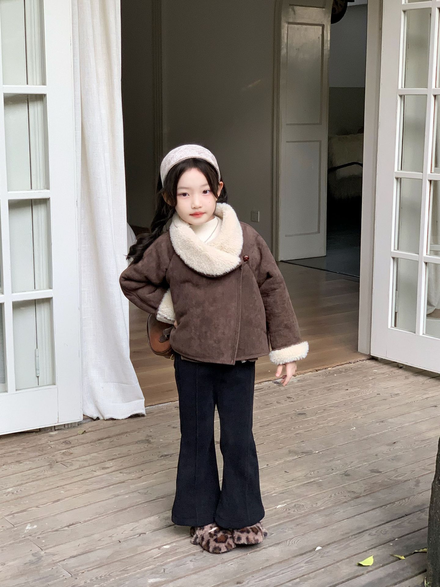 Girls' Suede Jacket 2025 Autumn and Winter Kidsren's Korean Style Foreign Style Baby Girl's Fur Integrated Thickeneded Warm Top