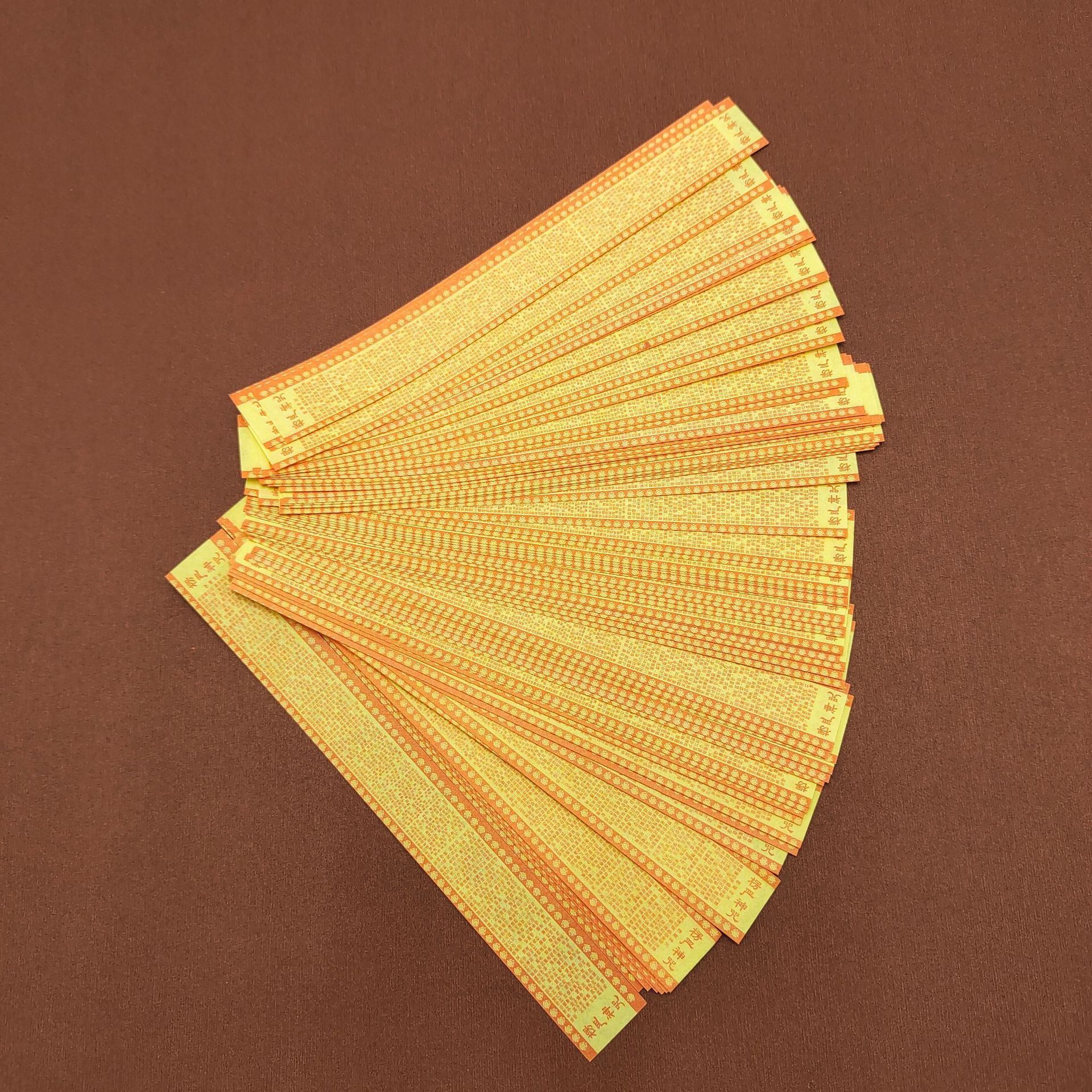 Miniature Sutra Mini Sutra Brass Gourd Yellow Long Heart Sutra Great Compassion Vajrasattva Small Sutra Scroll Pack