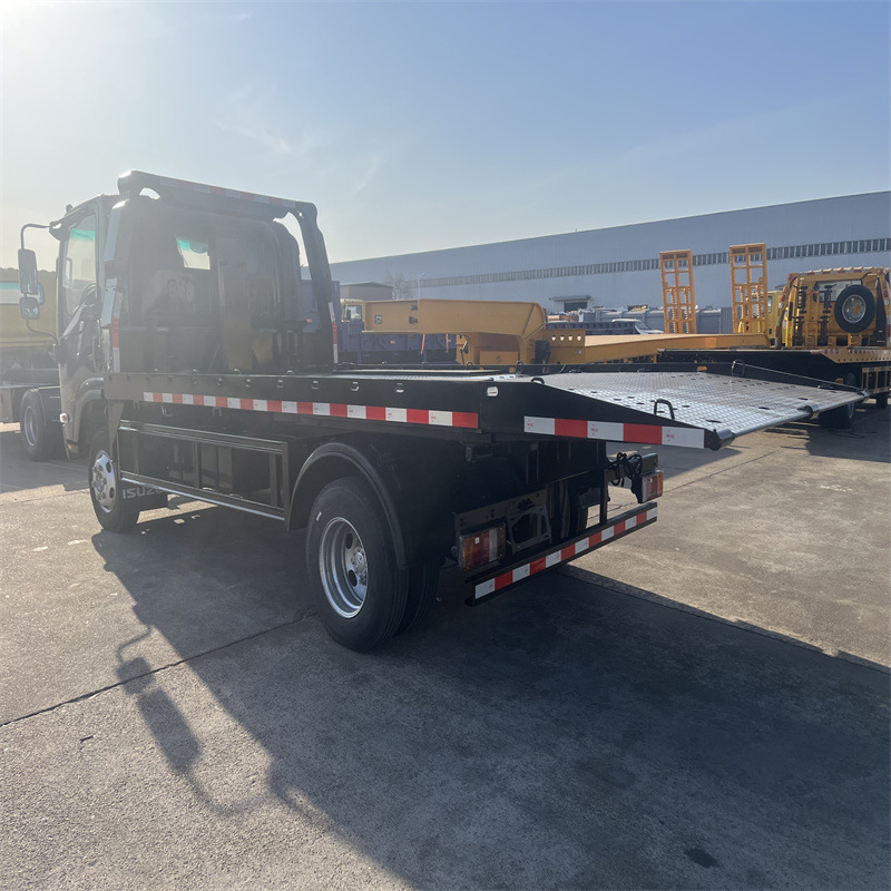 Right-Hand Drive Isuzu Tow Truck Isuzu High-Speed Rescue Vehicle One-To-Two Tow Truck Kv100 Kv600