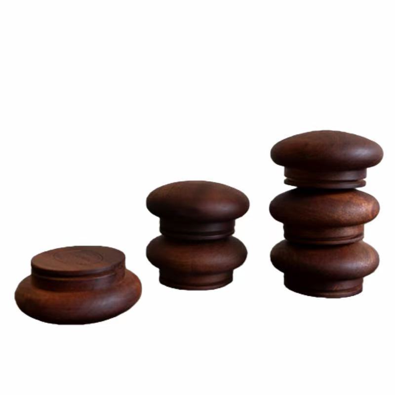 Wooden Lids and Corks Are Produced. Wooden Lids and Corks Are Used for Bottles and Jars. Multiple Specifications and Shapes Are Available