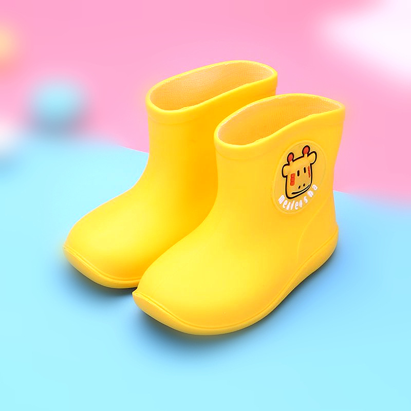 Мультяшные дождевики для детей, водные обувь, не скользящие модные резиновые ботинки для мальчиков и девочек, водонепроницаемые дождевики для малышей, оптовая продажа зимних