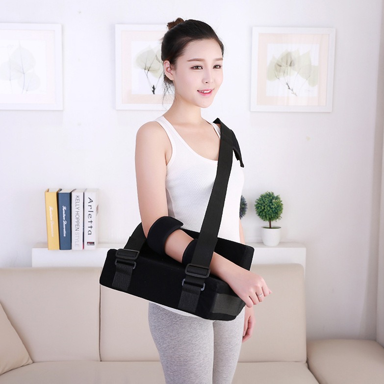 Sponge type shoulder elbow joint abduction pillow shoulder fracture dislocation shoulder abduction pillow shoulder joint brace abduction bag