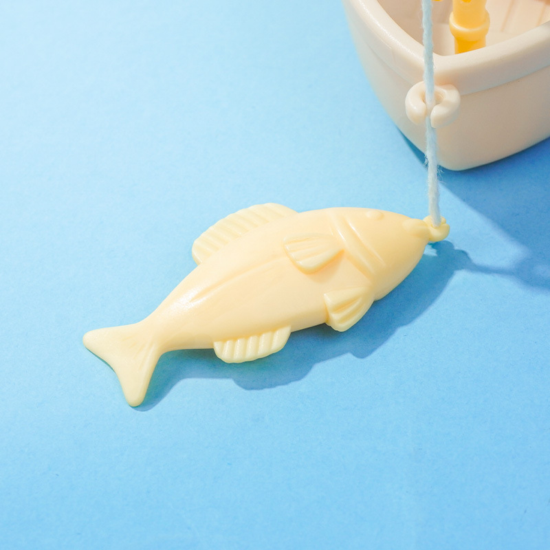 Miniature Model Toy Dollhouse Small Ornaments Children's Pretend Play Floating Fishing Boat Fishing Boat Simulation Cross-Border