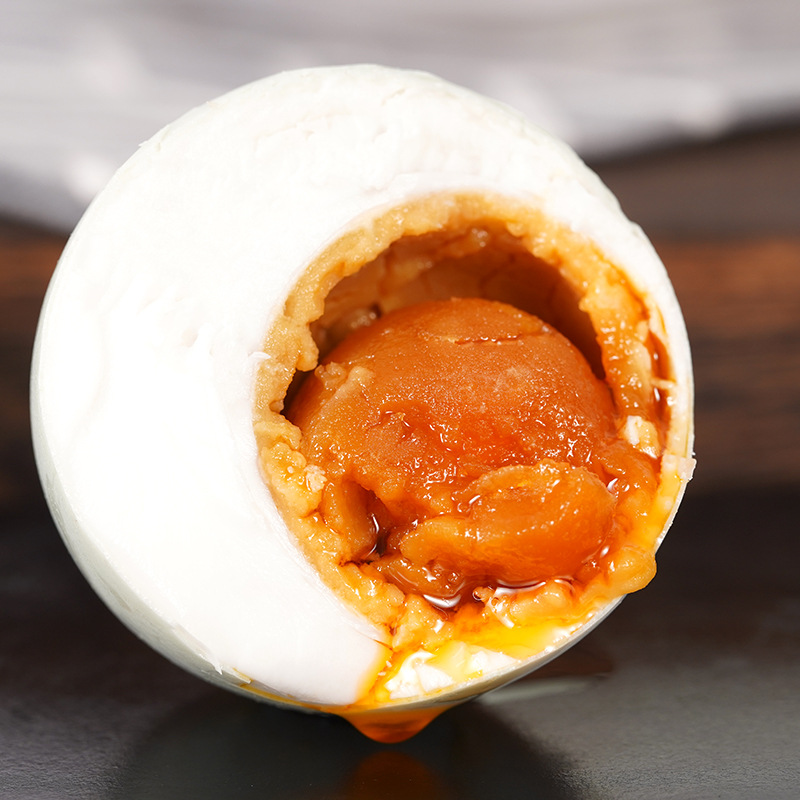 Oily Red Heart Salted Duck Eggs Koai Duck Egg Liquid Oil Bulk Wholesale Welfare Gift Source Manufacturer 65g 100 Pieces