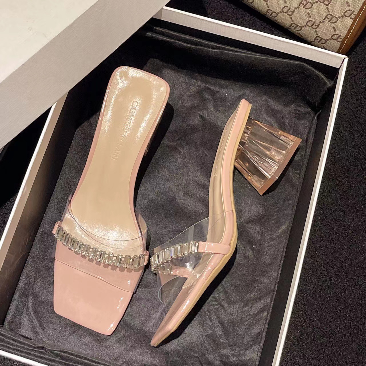 French Transparent Large Size Thick Heel Sandals Women's 2025 Summer New Fairy Style High Heel Slippers Temperament Water Women's Shoes