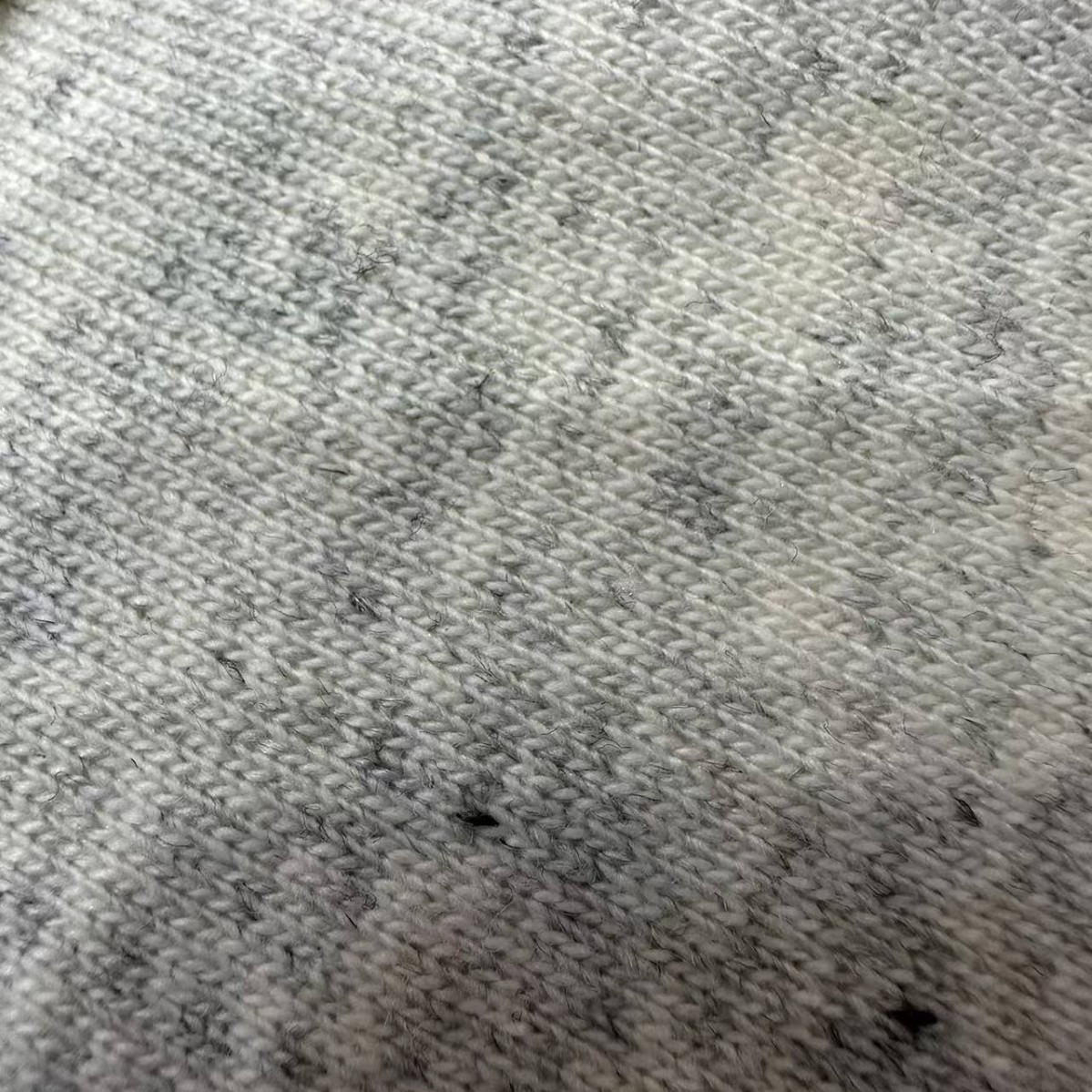 Spot Wool 460g Fabric Is Comfortable, Warm, Elastic and Soft, Suitable for V Neck Sweatshirts, Jackets and Pants Fabrics