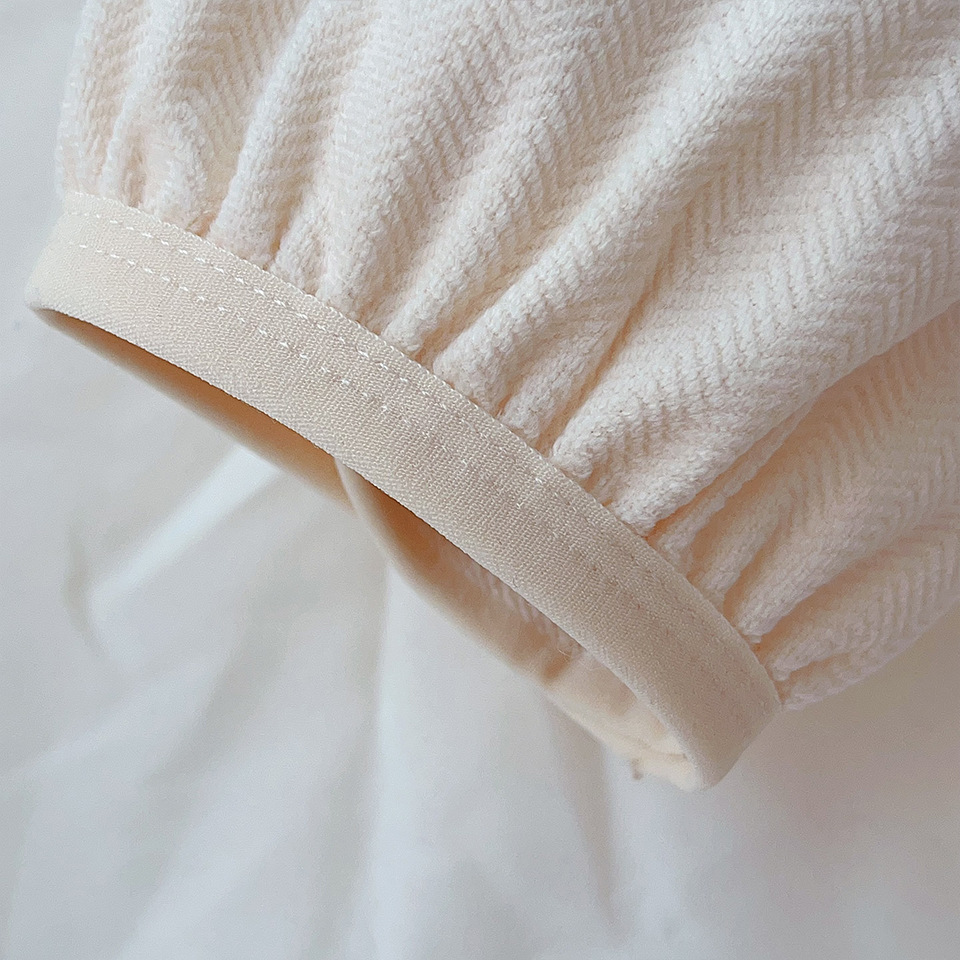 South Korea ins style bear warm oversleeve women's winter antifouling flannel oversleeve extended down jacket oversleeve wholesale