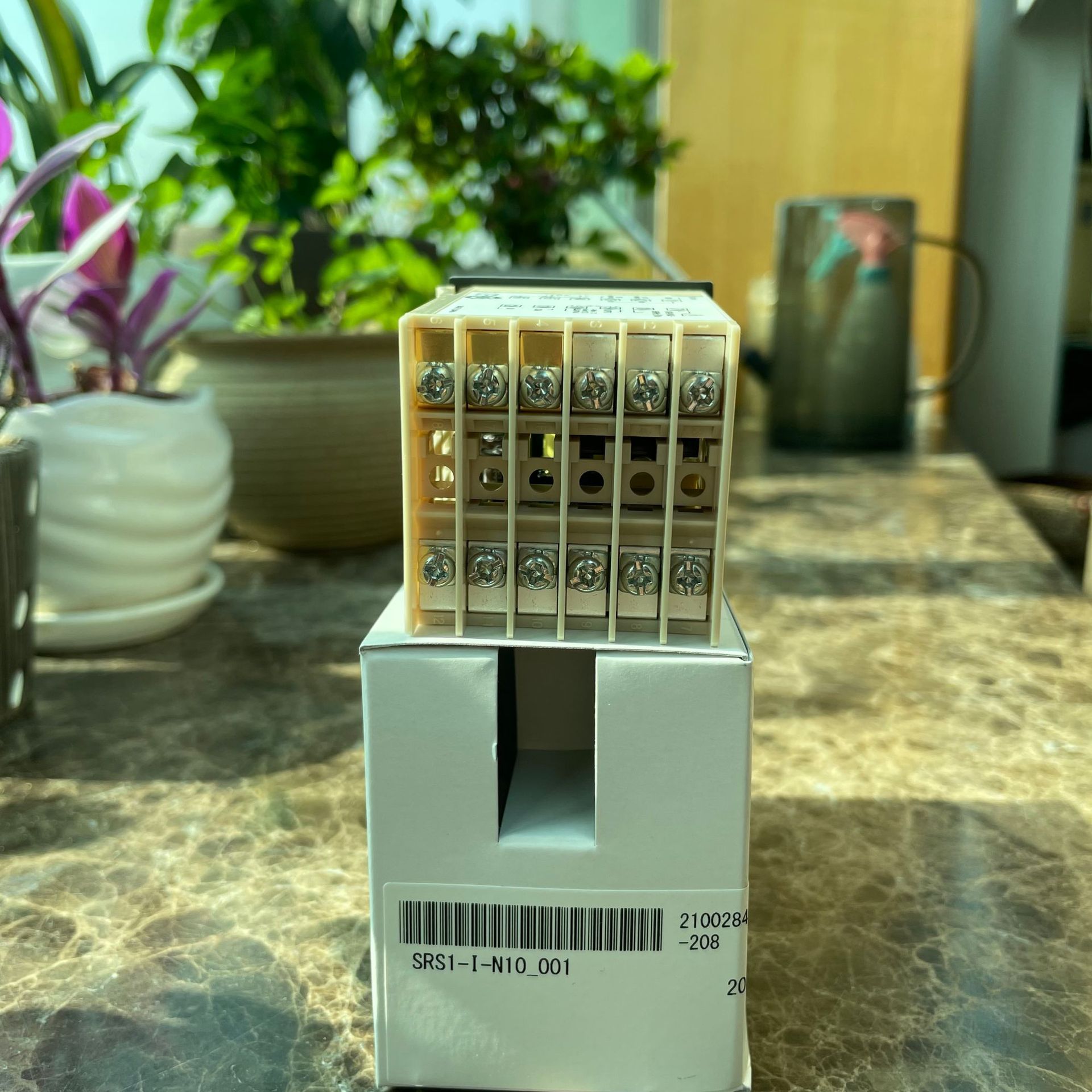 Island Electric Thermostat SRS1 Thermostat, 0.3 Grade Accuracy