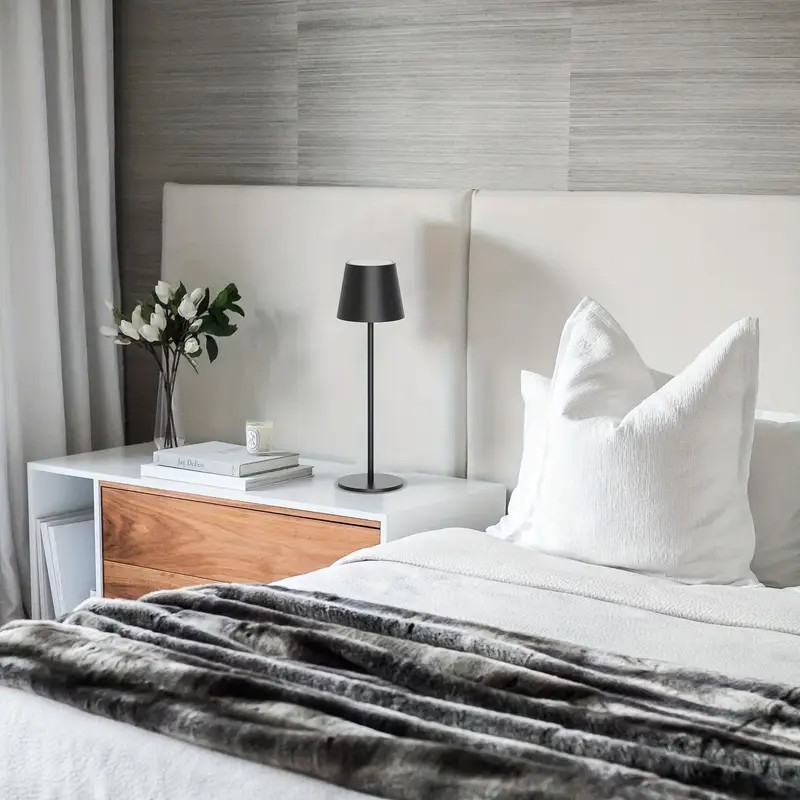 Led Tall Small Table Lamp Bedroom Bedside Lamp Restaurant Rechargeable Night Light Girls Gift Atmosphere Lamp Tall Lamp