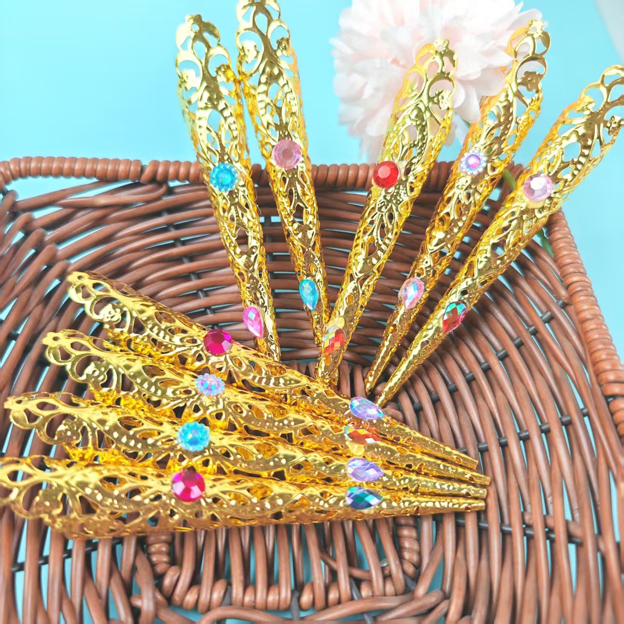 Ювелирное покрытие для ногтей Гуаньинь с тысячей рук классического стиля, реквизит для сценических выступлений, детские игрушки оптом