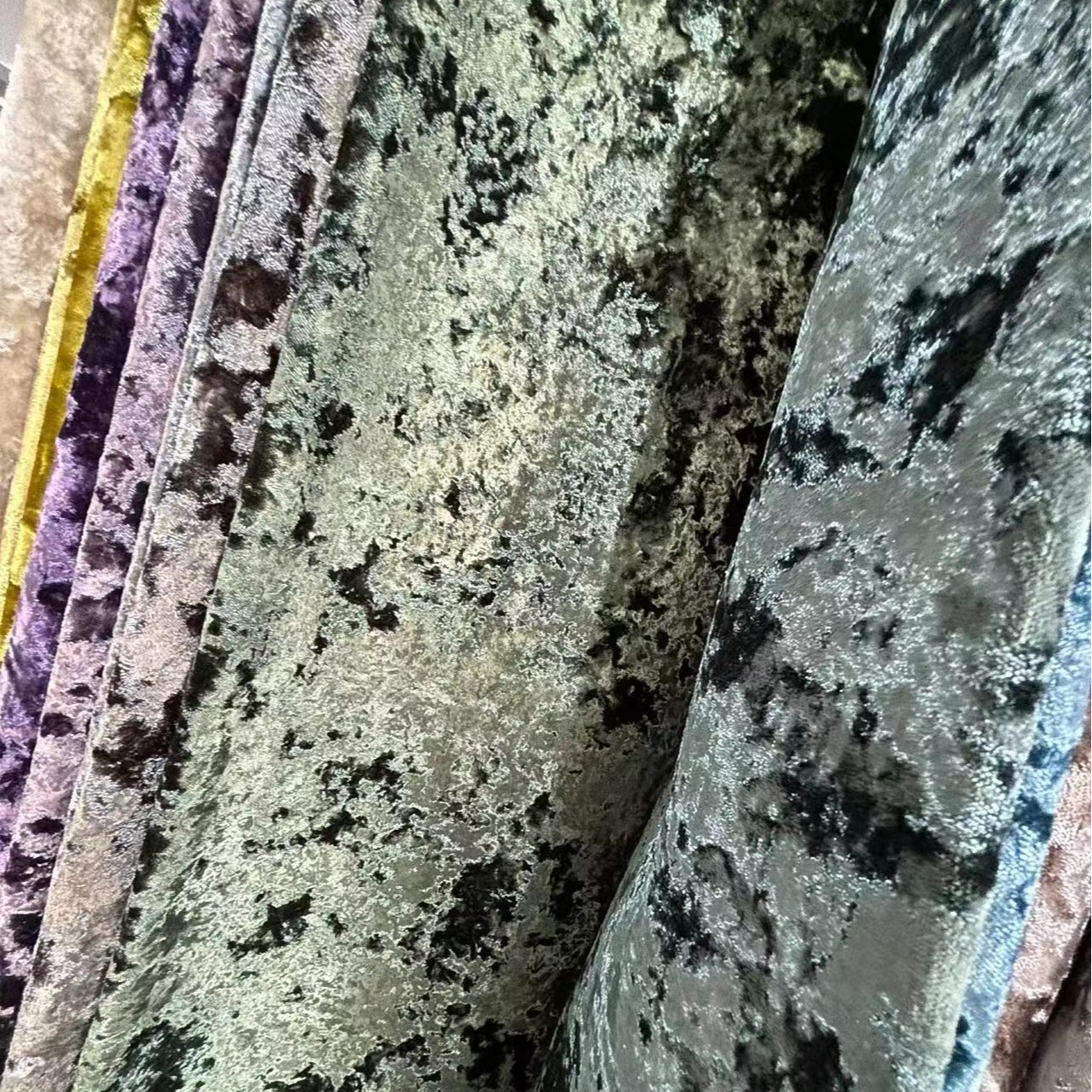 2024 New High-End Cut Velvet Sofa Fabric Pillow Fabric Woven Velvet Classy Thickeneded Plain Home Textile Velvet