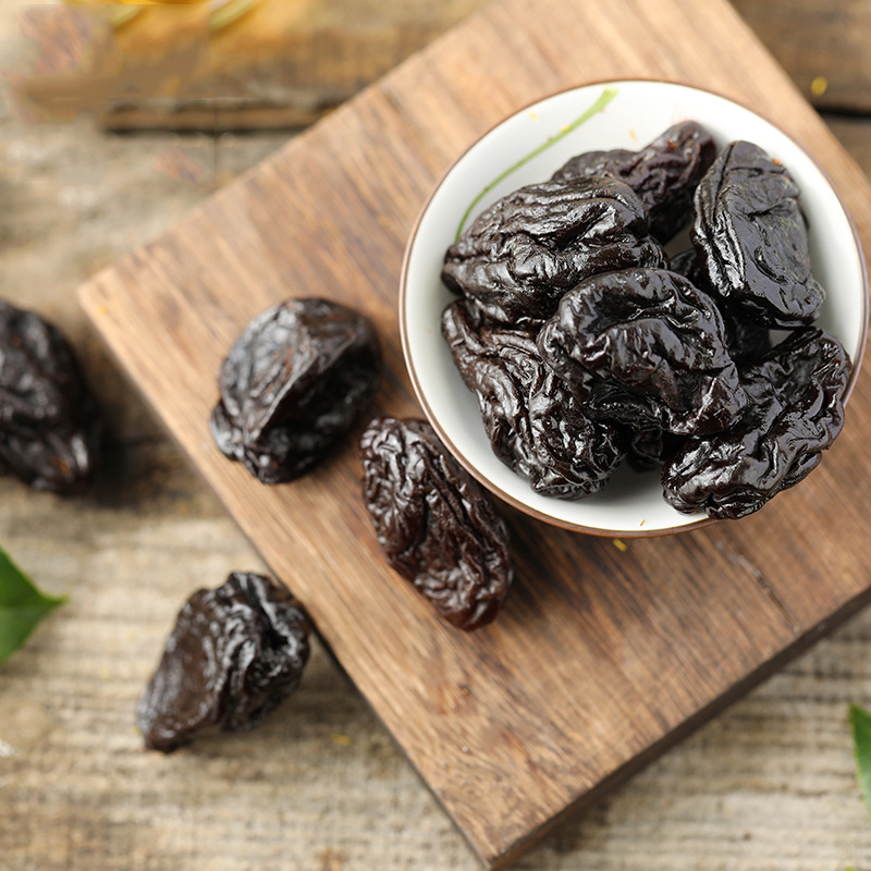 California Large Prune Large Sweet and Sour Prune Dried Fruit Snacks Plum Meat Dried New Year Preserves Whole Box Wholesale