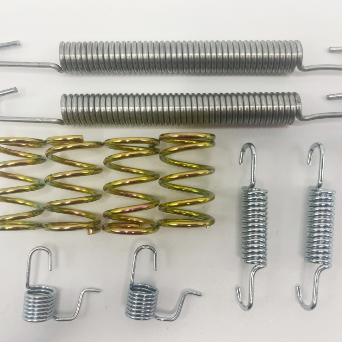 Suitable for Nissan Nissan Sunny Brake Repair Kit 233-812-027 & 236-812-003